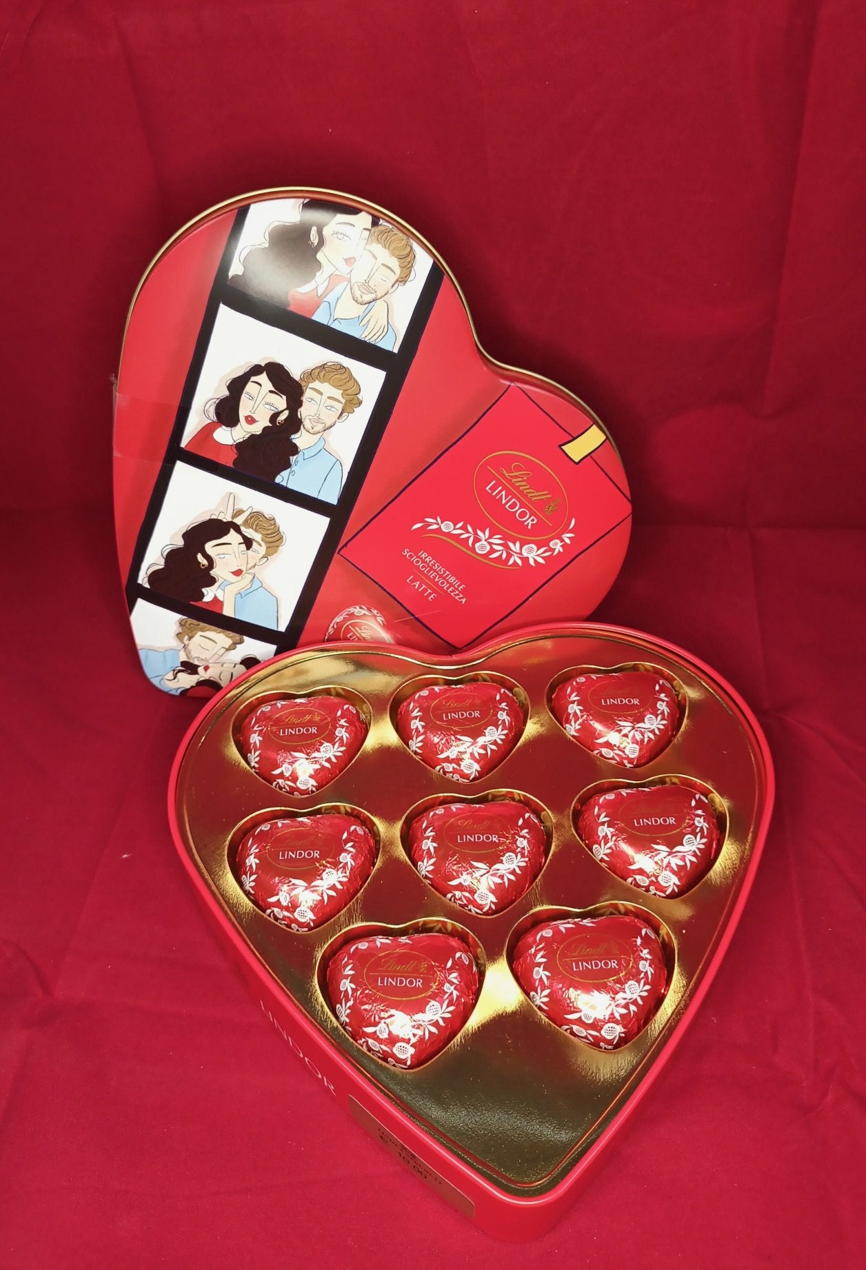 LINDT tin heart